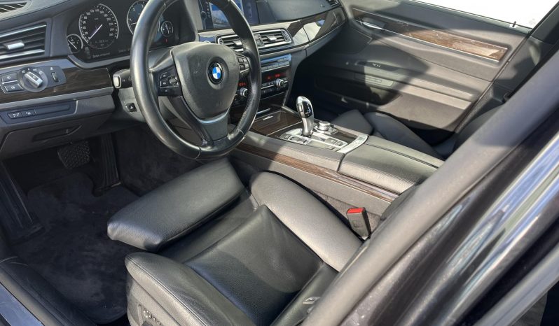 
								BMW 730 3.0L., SEDANAS pilnas									