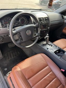 
										Volkswagen Touareg 3.0l., visureigis pilnas									
