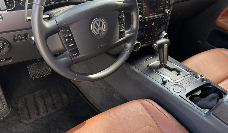 
								Volkswagen Touareg 3.0l., visureigis pilnas									