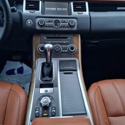 
										Land Rover Range Rover Sport 3.0l., visureigis pilnas									