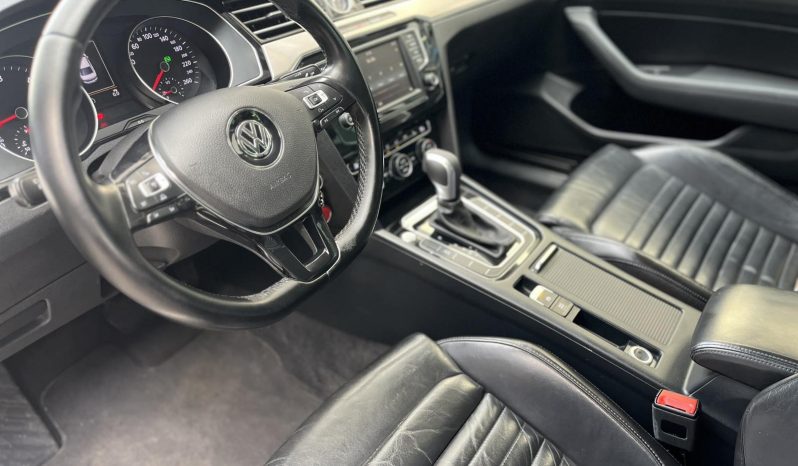
								Volkswagen Passat 1.6l., sedanas pilnas									