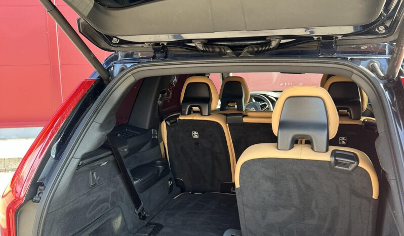 
								Volvo XC90 2.0l., visureigis pilnas									