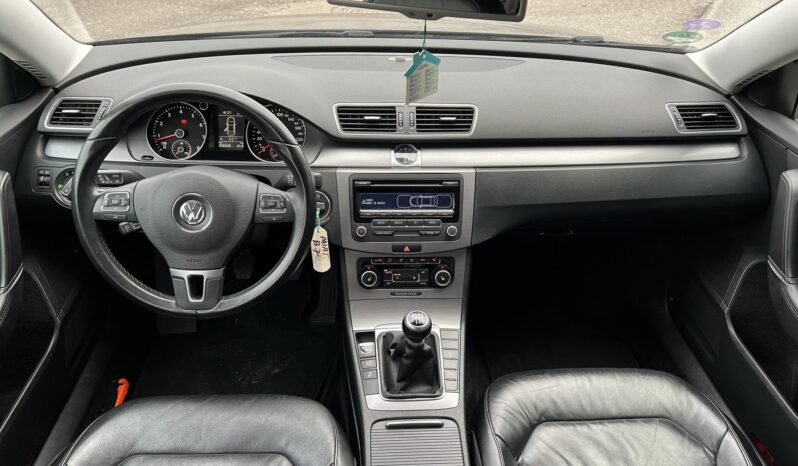 
								Volkswagen Passat 1.4l., sedanas pilnas									