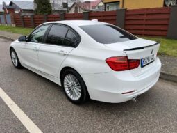 
										2014 BMW 316 pilnas									