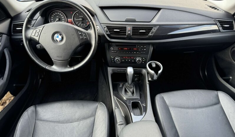 
								2011 BMW X1 pilnas									