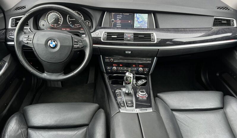 
								2010 BMW 530GT pilnas									