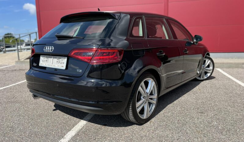 
								2014 AUDI A3 pilnas									