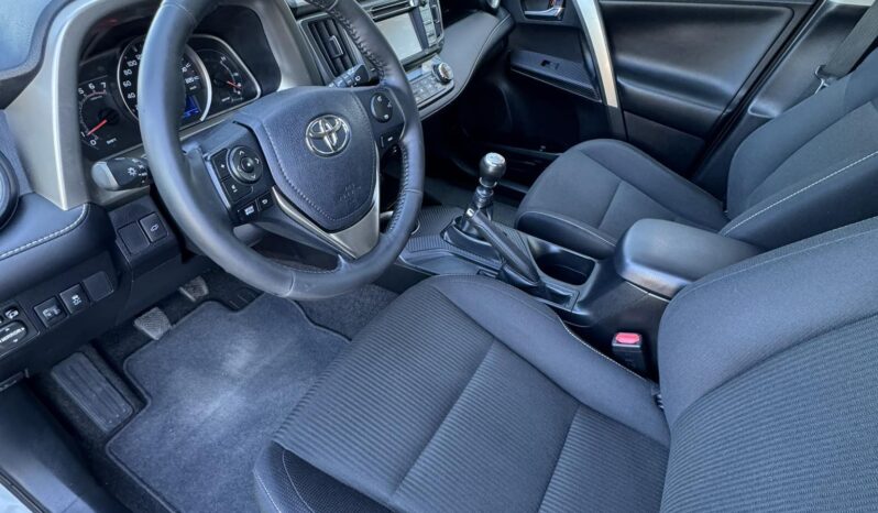 
								2013 TOYOTA RAV-4 pilnas									