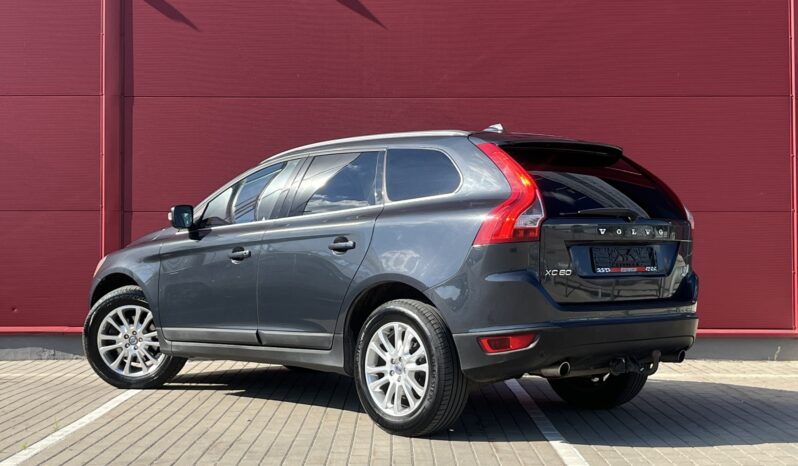 
								2010 VOLVO XC60 pilnas									