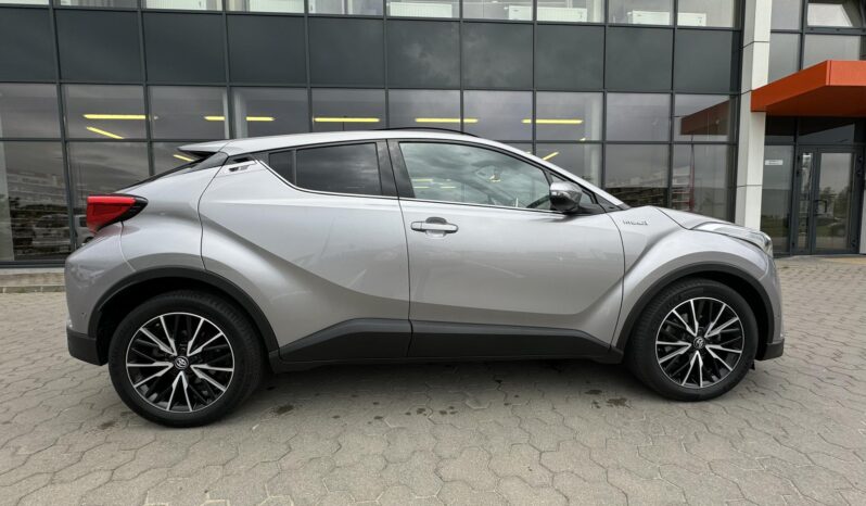 
								2017 TOYOTA C-HR pilnas									