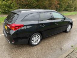 
										2014 TOYOTA AURIS pilnas									