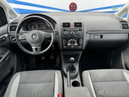 
										2013 Volkswagen Touran pilnas									