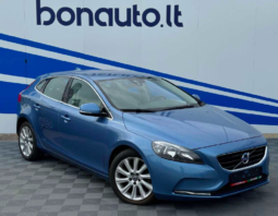 
										2015 VOLVO V40 pilnas									