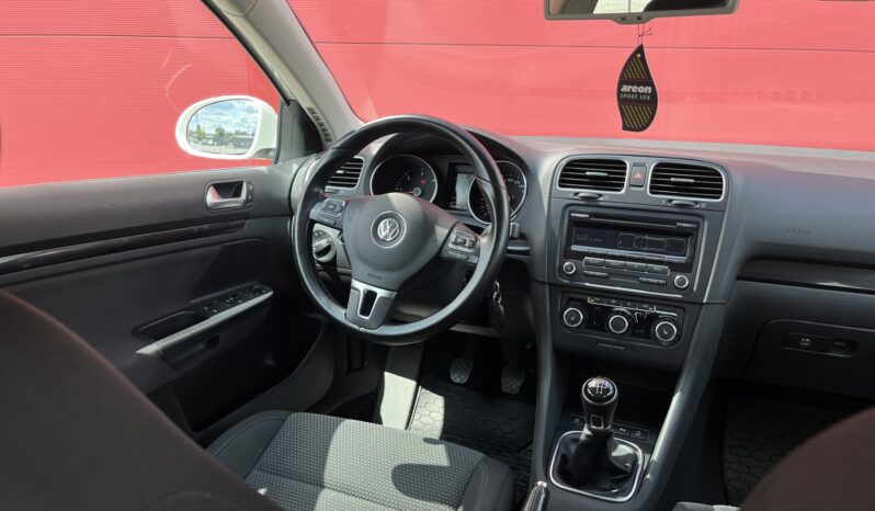 
								2013 VOLKSWAGEN GOLF pilnas									