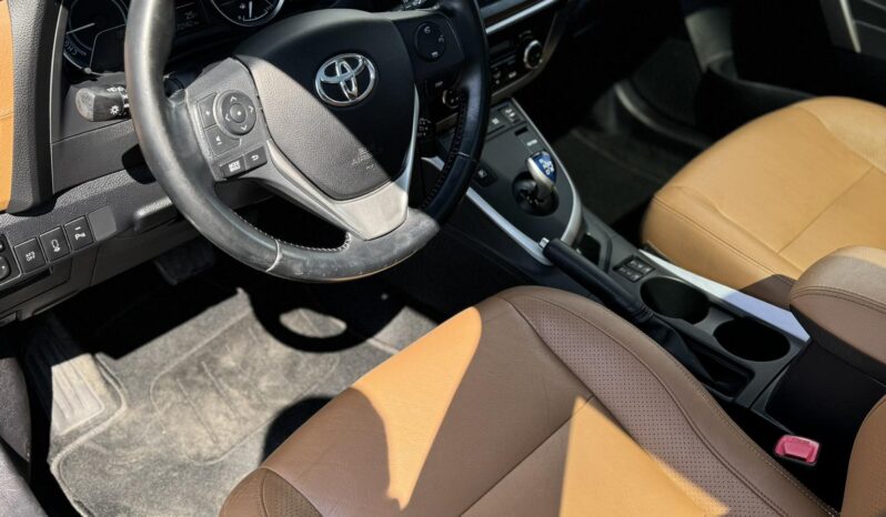 
								2014 TOYOTA AURIS pilnas									