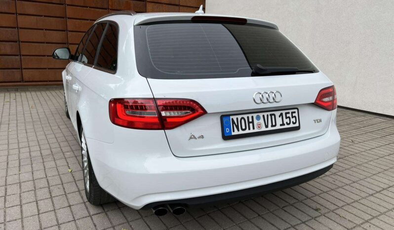 
								2012 AUDI A4 pilnas									