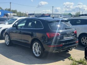 2009 AUDI Q5