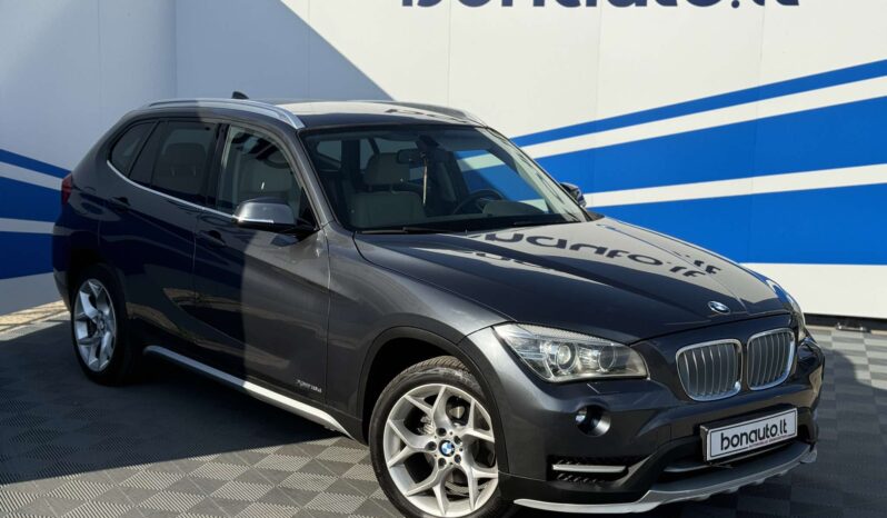 
								BMW X1 pilnas									