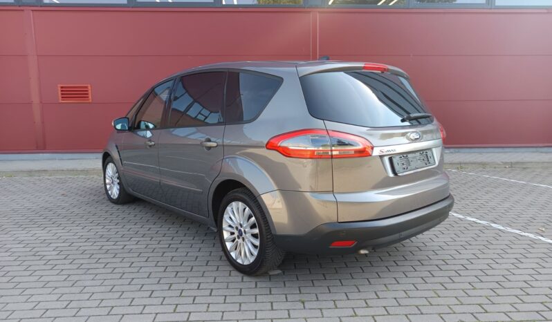 
								Ford S-max pilnas									