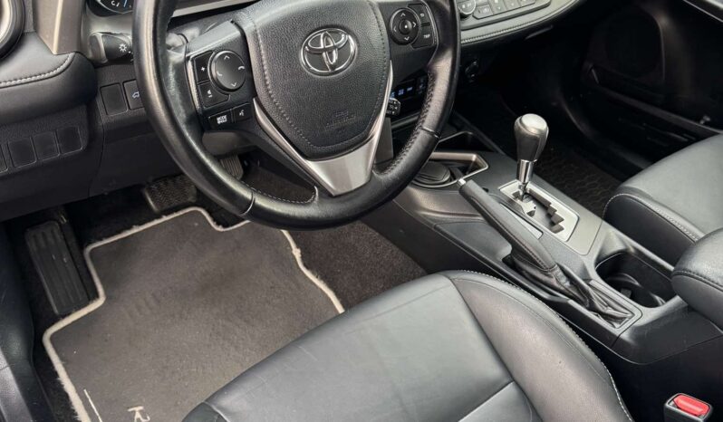 
								2016 TOYOTA RAV-4 pilnas									