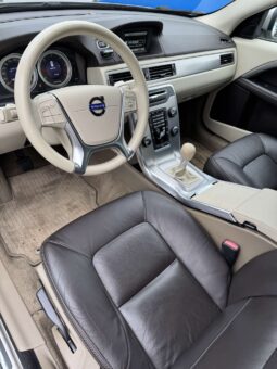 
										2012 VOLVO XC70 pilnas									