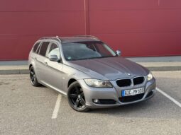 2009 BMW 320