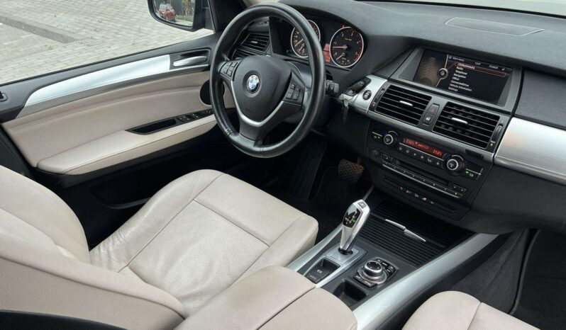 
								2011 BMW X5 pilnas									