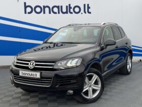 2011 VOLKSWAGEN TOUREG