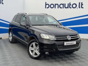 2011 VOLKSWAGEN TOUREG