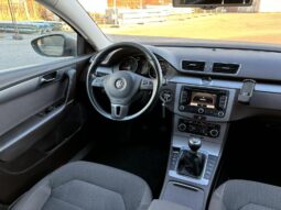 
										2011 VOLKSWAGEN PASSAT pilnas									