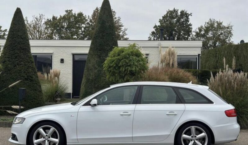 
								2011 AUDI A4 pilnas									