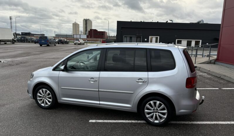 
								2011 VOLKSWAGEN TOURAN pilnas									