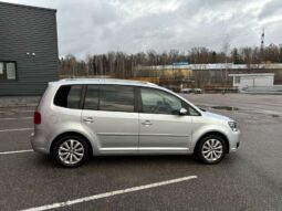 2011 VOLKSWAGEN TOURAN