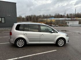 2011 VOLKSWAGEN TOURAN