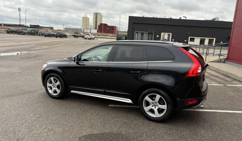 
								2011 VOLVO XC60 pilnas									