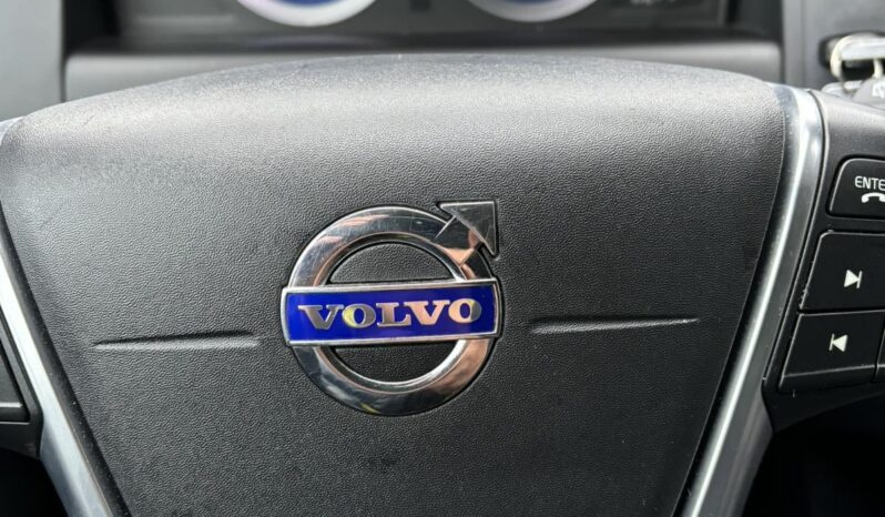 
								2011 VOLVO XC60 pilnas									