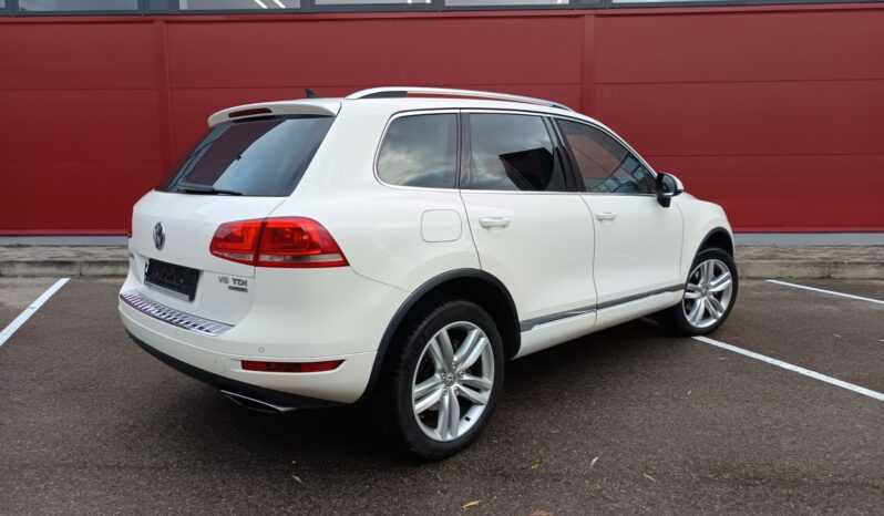 
								2011 VOLKSWAGEN TOUAREG pilnas									