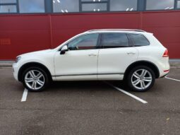 
										2011 VOLKSWAGEN TOUAREG pilnas									