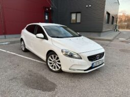 2014 Volvo V40