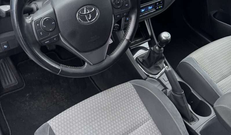 
								2017 TOYOTA AURIS pilnas									