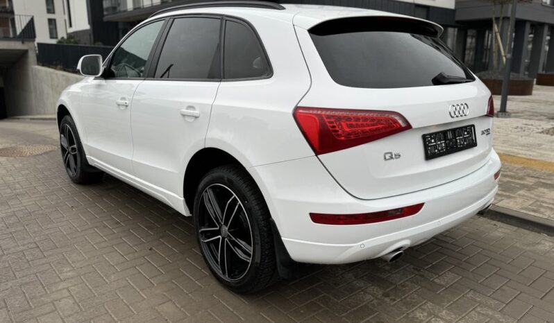 
								2009 AUDI Q5 pilnas									