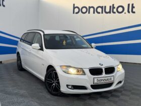 2011 BMW 320