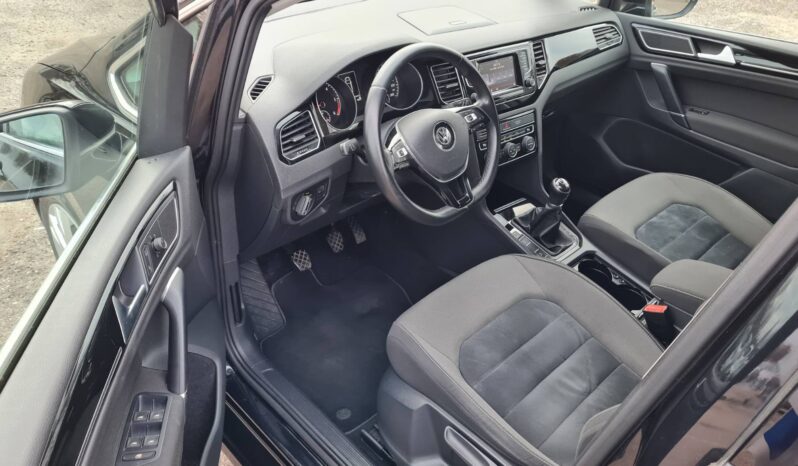 
								2014 VOLKSWAGEN GOLF pilnas									