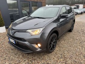 2018 TOYOTA RAV-4