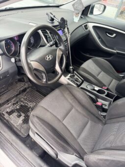 
										2013 HYUNDAI i30 pilnas									