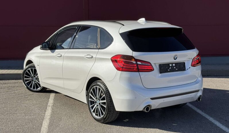 
								2018 BMW 218 pilnas									