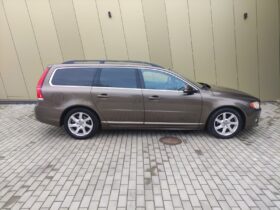 2014 VOLVO V70