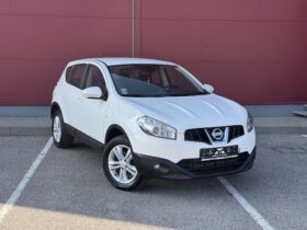 2012 NISSAN QASHQAI