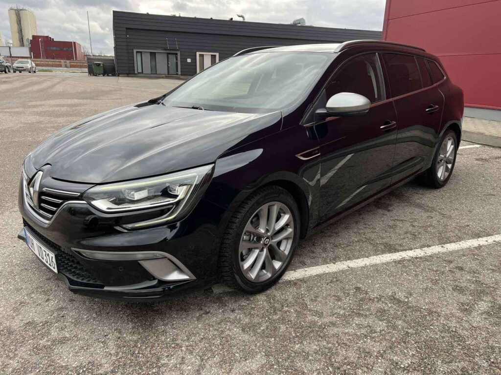 2017 RENAULT MEGANE