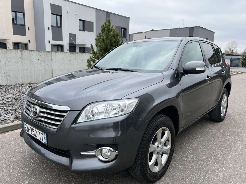 2011 TOYOTA RAV-4